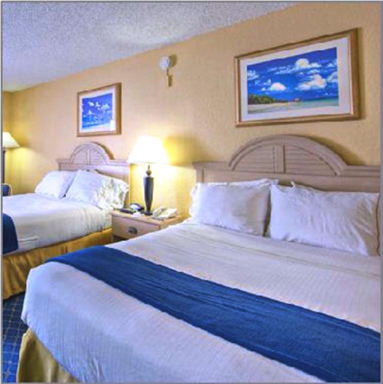 The At Hotel